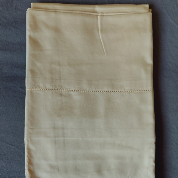 Fieldcrest luxury NWOT full sheet set. - Picture 3 of 9